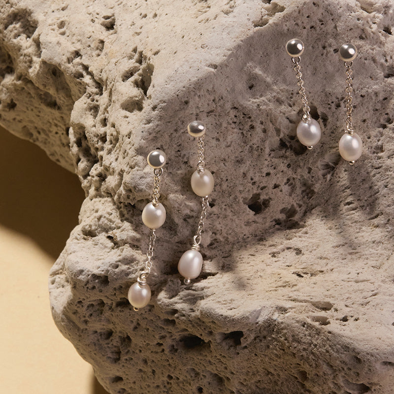 TIDAL WHISPER DOUBLE PEARL EARRING