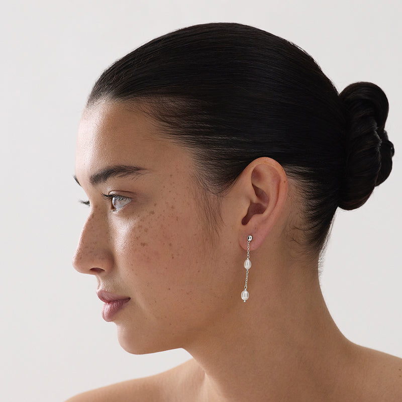 TIDAL WHISPER DOUBLE PEARL EARRING