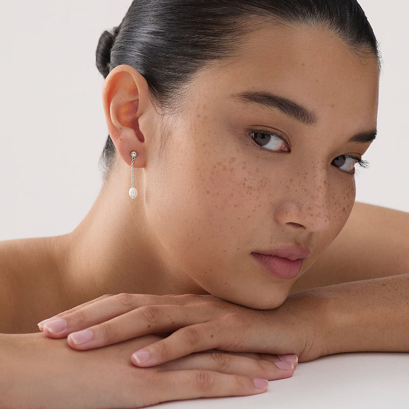 TIDAL WHISPER SINGLE PEARL EARRING