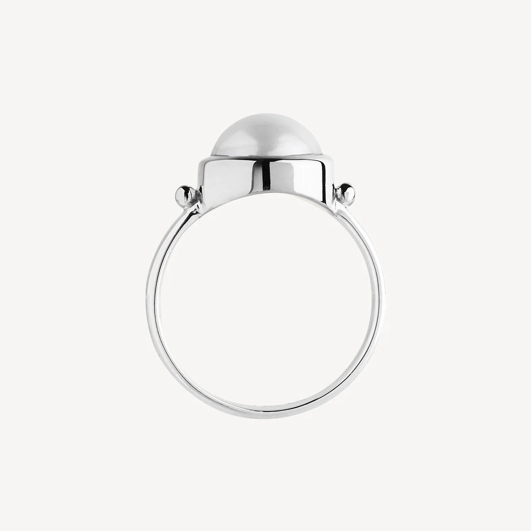 GARLAND PEARL RING