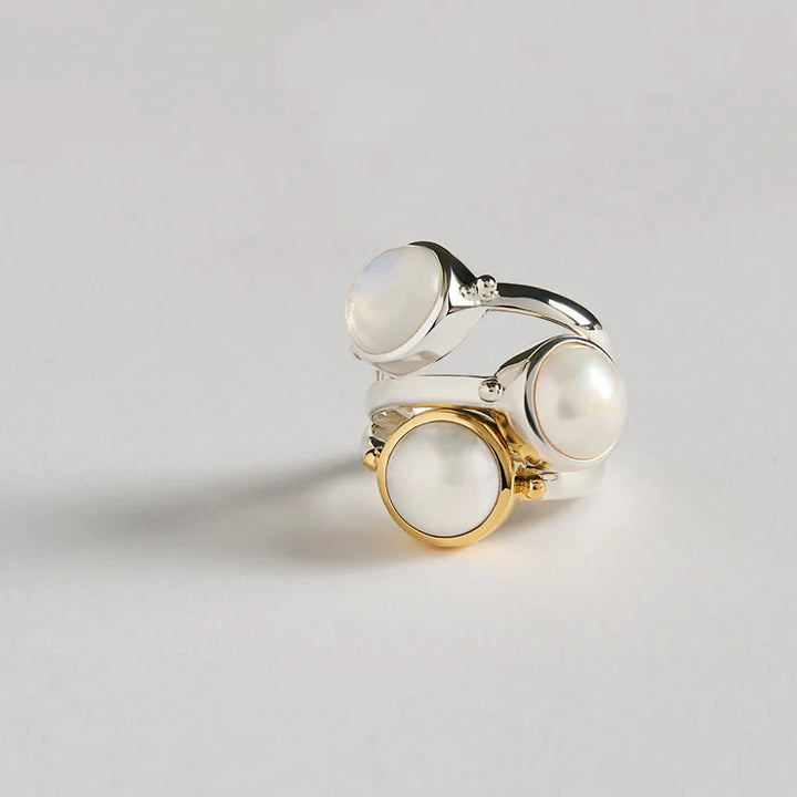 GARLAND PEARL RING