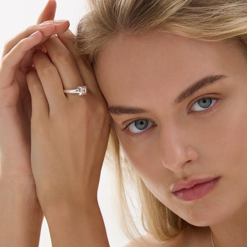 HALO CUBIC ZIRCONIA RING