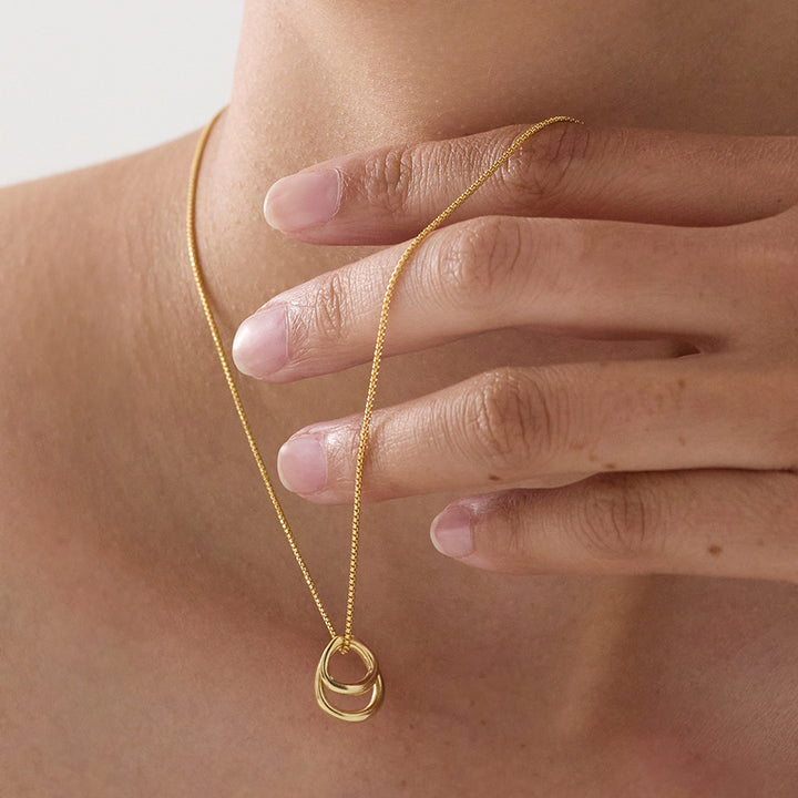 WHISPER NECKLACE