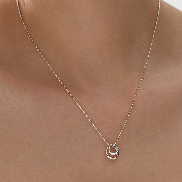 WHISPER NECKLACE