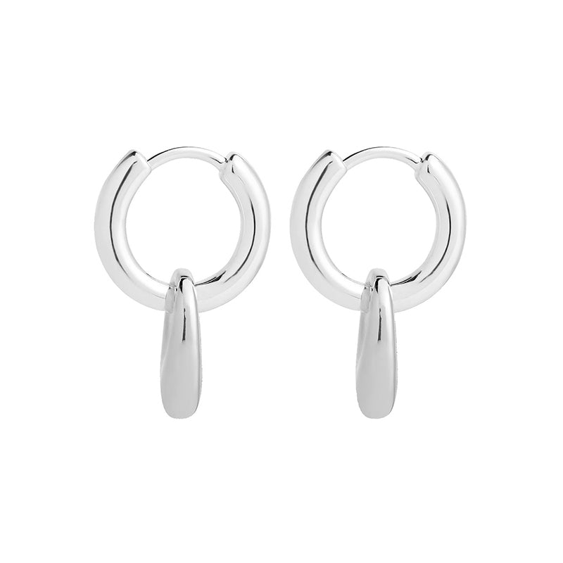 PETAL HUGGIE EARRING