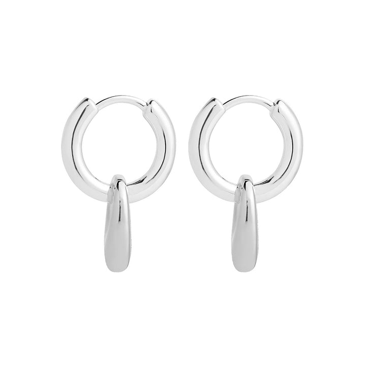 PETAL HUGGIE EARRING