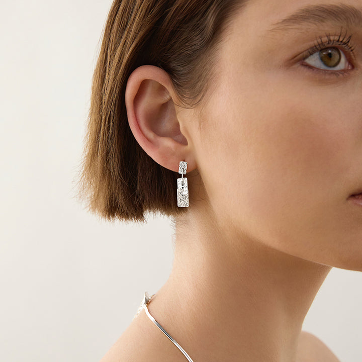 MILLELUCI RECTANGULAR PETITE EARRINGS