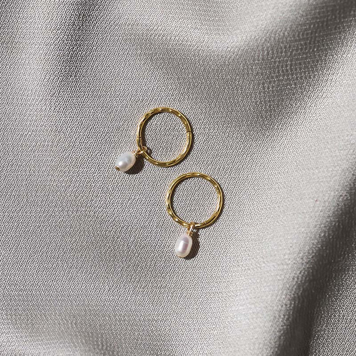 MINI PEARL HOOPS