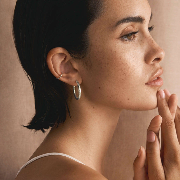 CLASSIC HOOPS MEDIUM