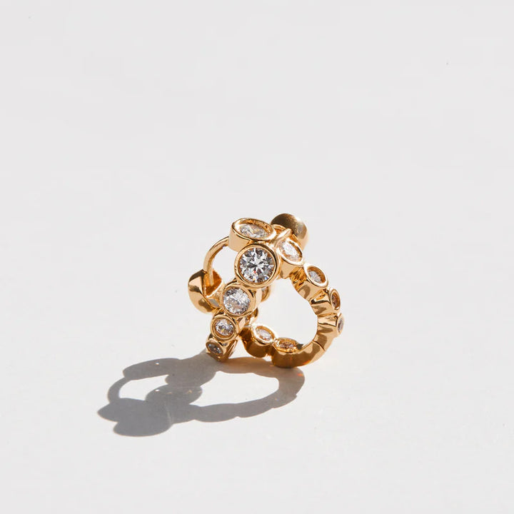 CRESCENDO OVAL HOOPS