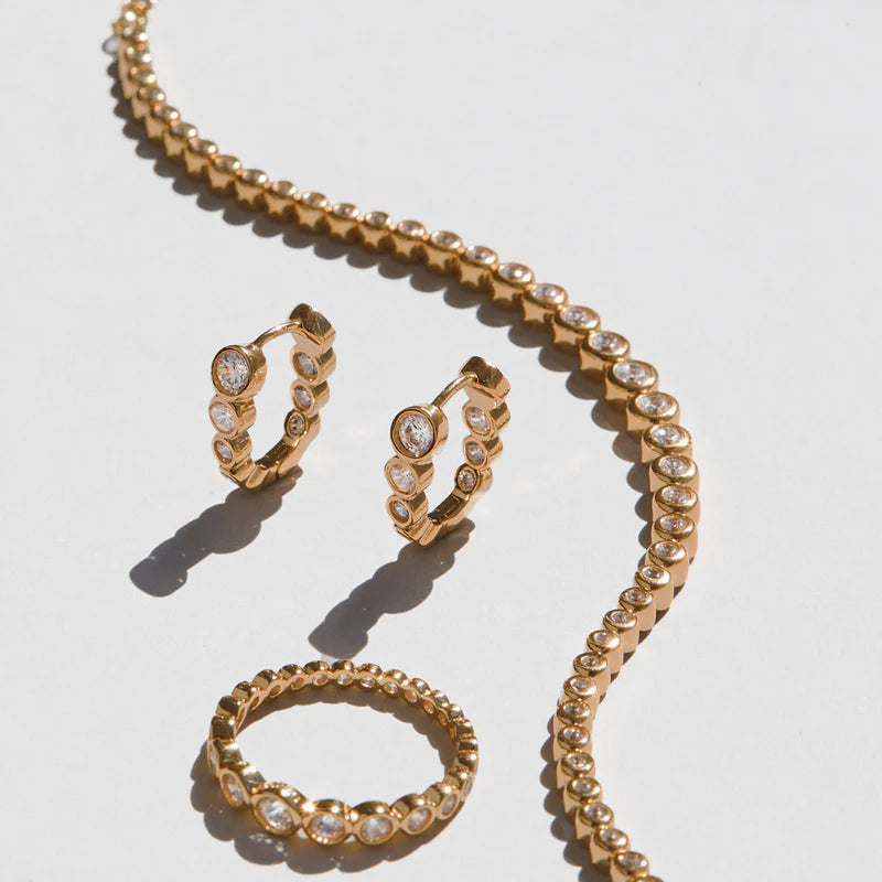 CRESCENDO OVAL HOOPS