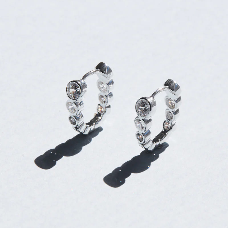 CRESCENDO OVAL HOOPS