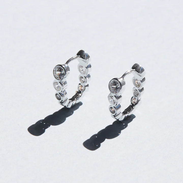 CRESCENDO OVAL HOOPS