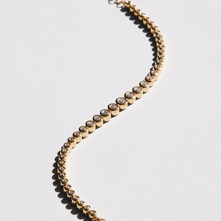 CRESCENDO TENNIS BRACELET