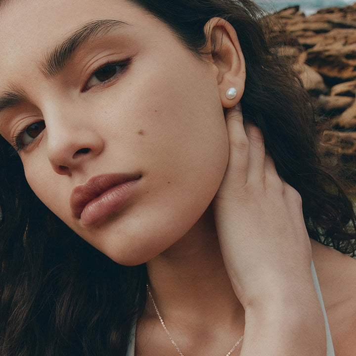 MARA KESHI PEARL STUDS