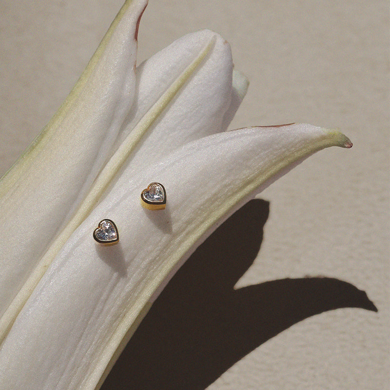 TRUE LOVE FLATBACK STUDS