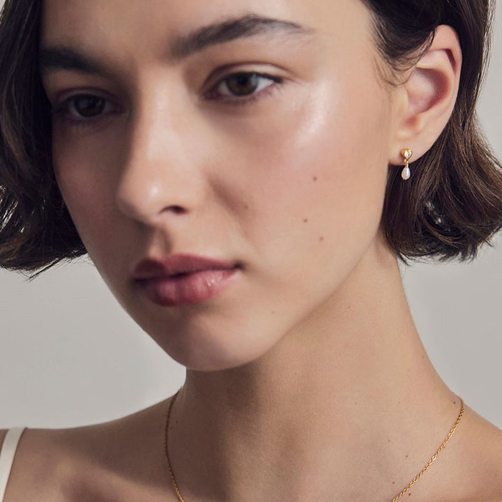 TRUE LOVE PEARL STUDS