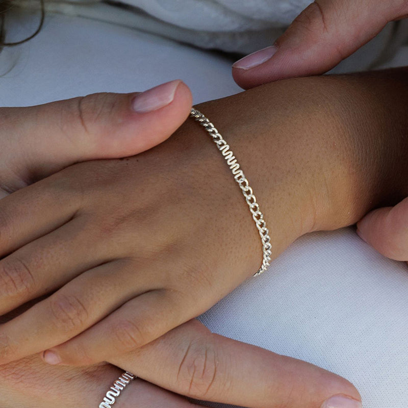 MUM CHAIN BRACELET