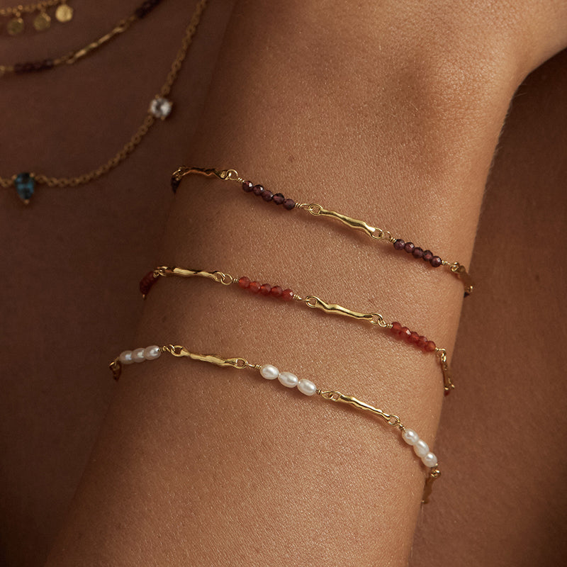 APHRODITE PEARL BRACELET