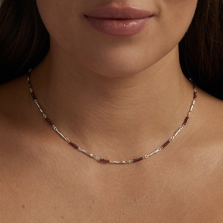 APHRODITE RHODOLITE NECKLACE