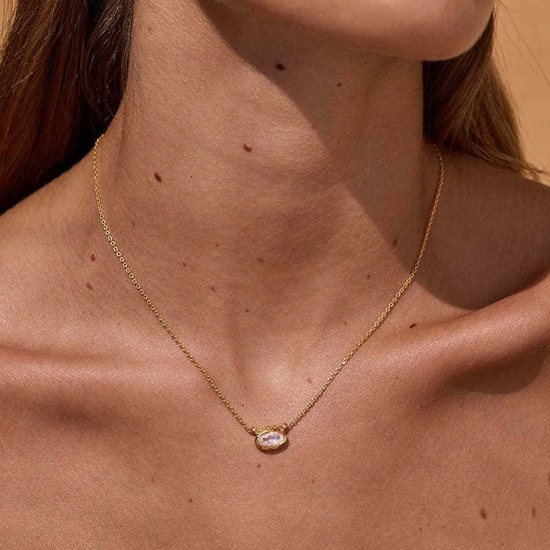 LUNA MOONSTONE NECKLACE