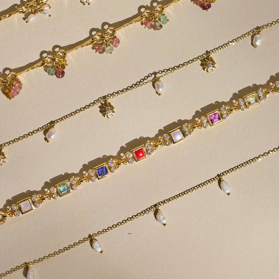 PEARL DROP NECKLACE