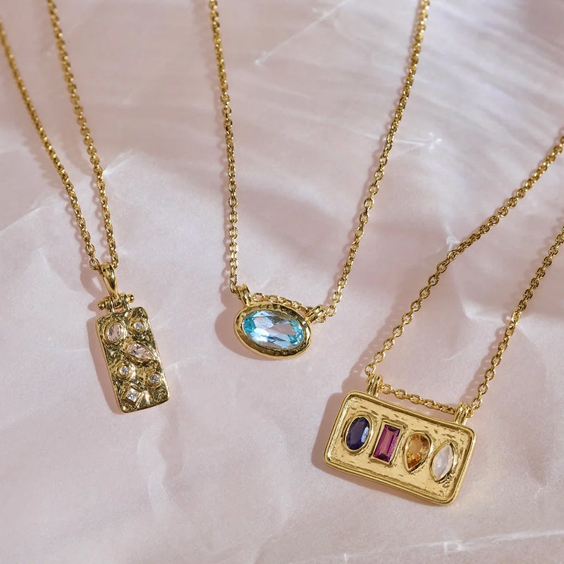THE AMULET NECKLACE
