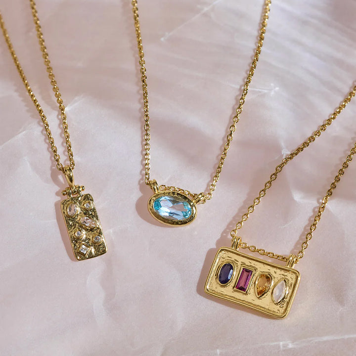THE AMULET NECKLACE