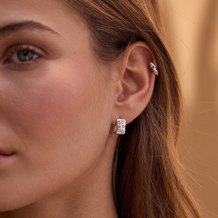 ESTELLE TOPAZ HOOPS