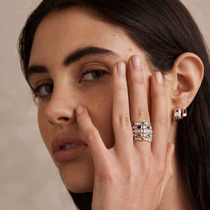 PEBBLE MIXED STACKER