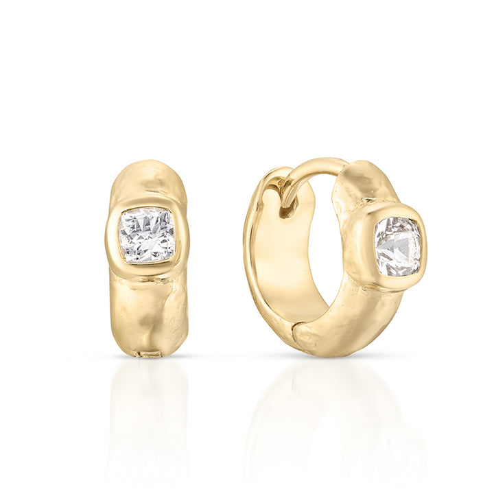TASMIN HUGGIES - WHITE TOPAZ