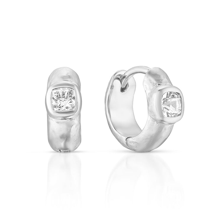 TASMIN HUGGIES - WHITE TOPAZ