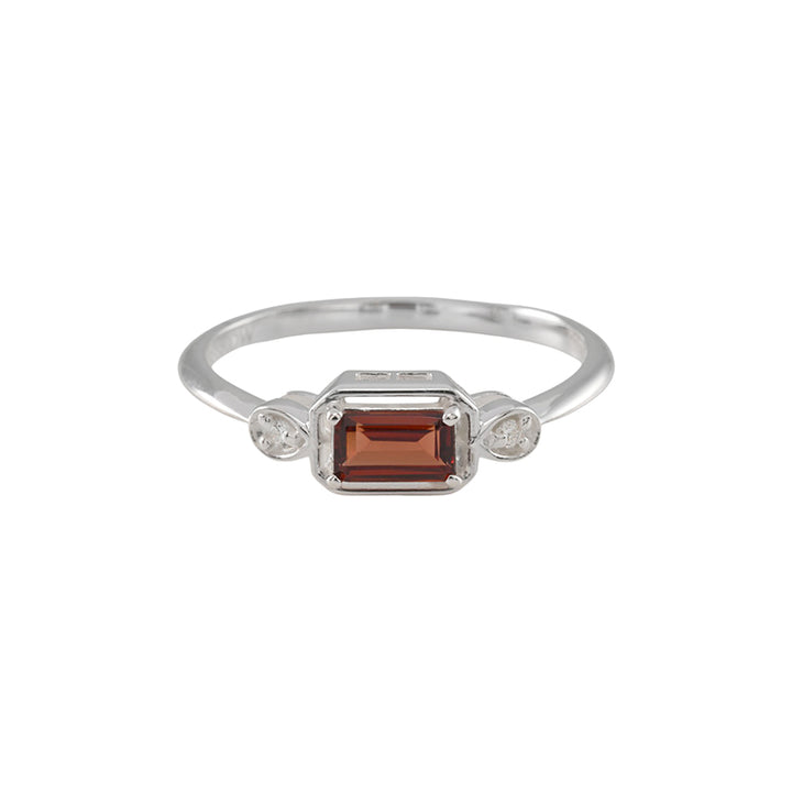 MAEVE GARNET RING