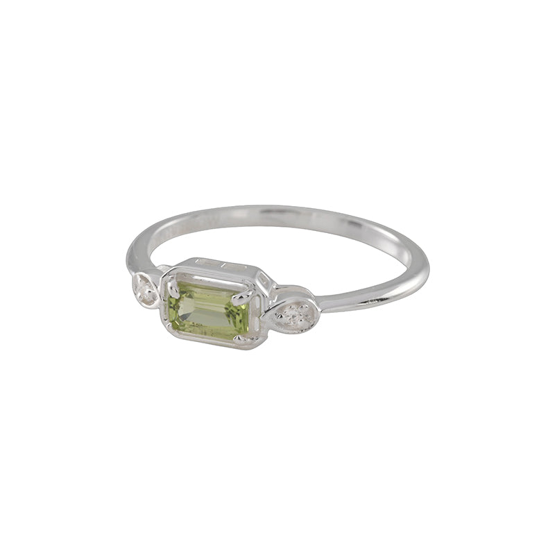 MAEVE PERIDOT RING