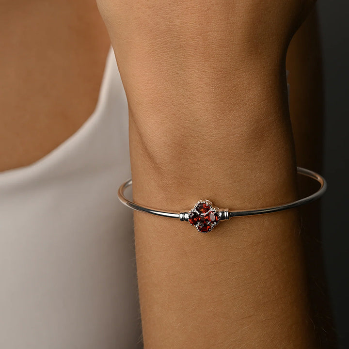 GARNET CLOVER BANGLE