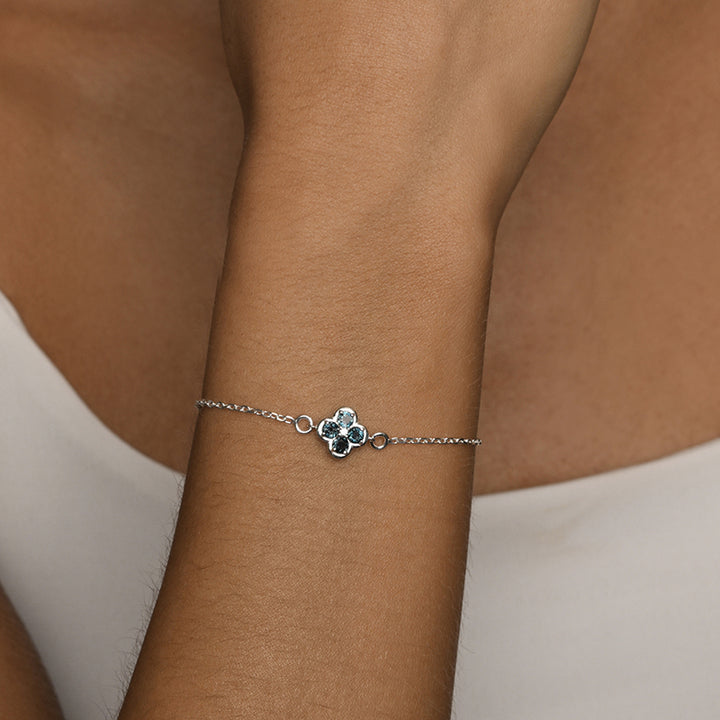 LONDON BLUE TOPAZ CLOVER BRACELET