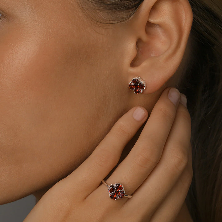 GARNET CLOVER EARRINGS