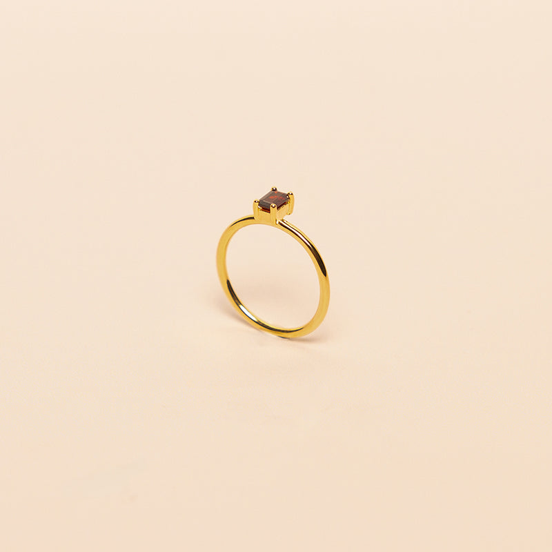 JANUARY BIRTHSTONE RING
