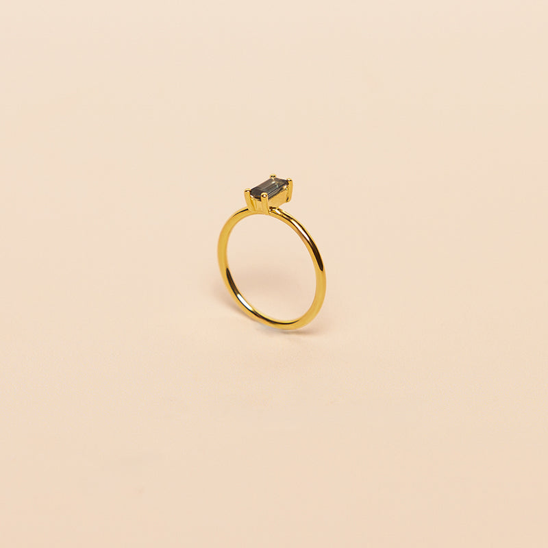 SEPTEMBER BIRTHSTONE RING