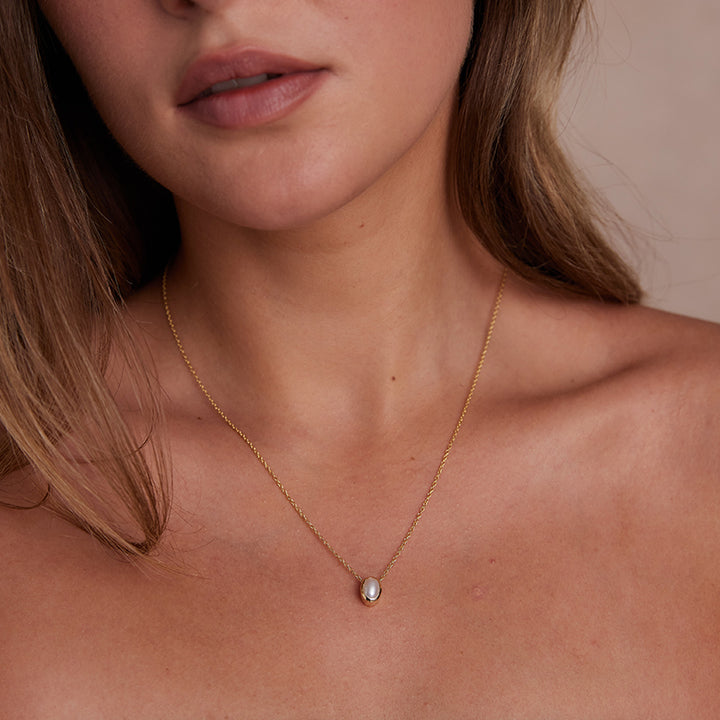 JUNE PEARL BIRTHSTONE NECKLACE