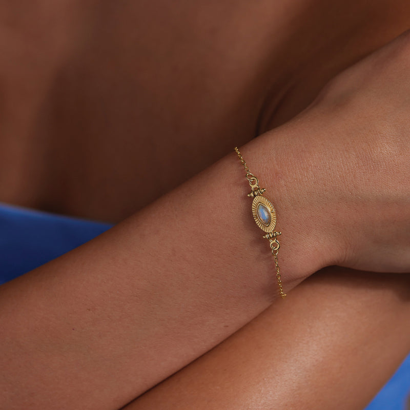 RADIANCE MOONSTONE BRACELET