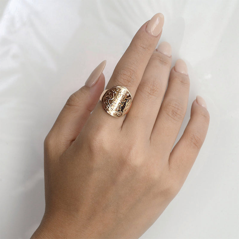 SMALL CURVED COIN RING