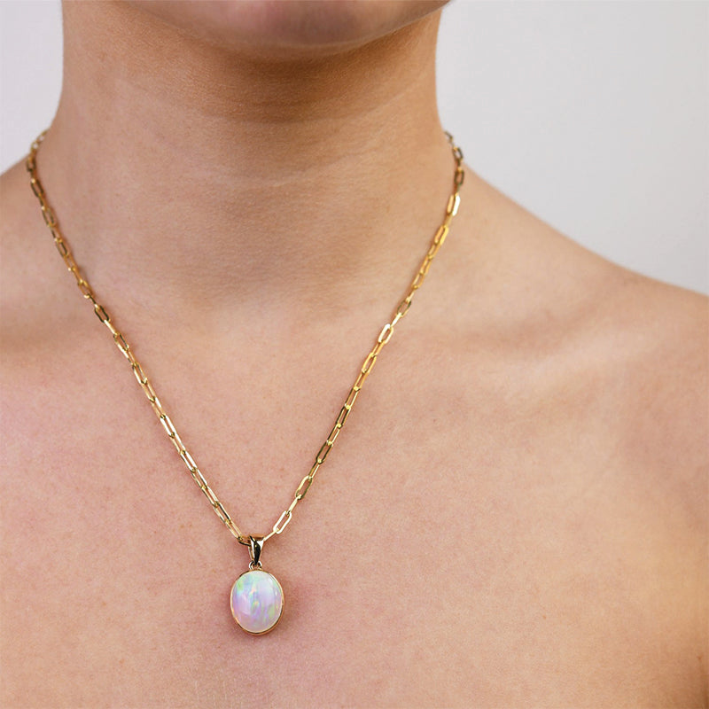 OVAL NATURAL OPAL NECKLACE