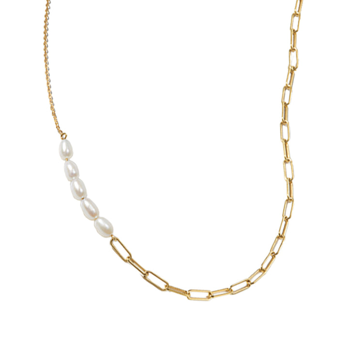 ESSENCE PEARL NECKLACE
