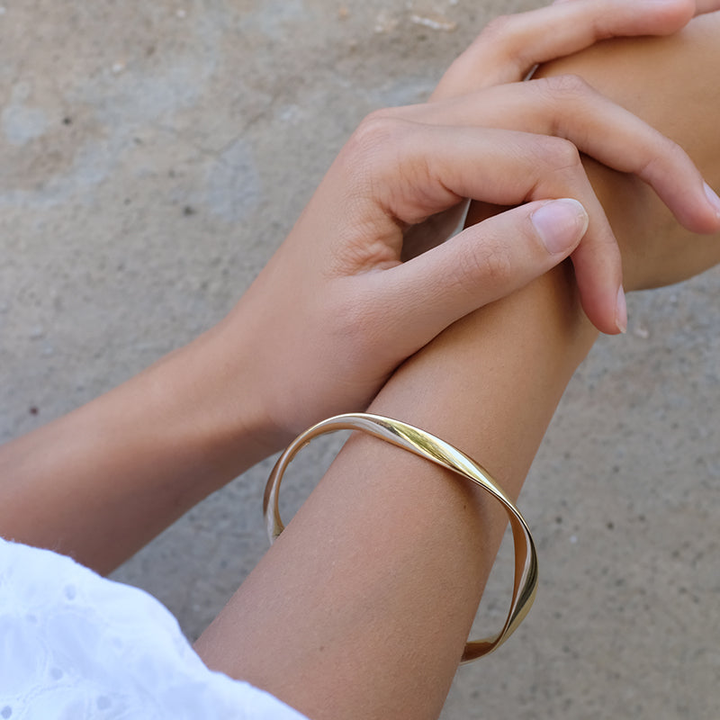 LARGE GARDEN OF EDEN BANGLE