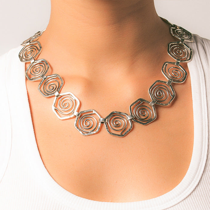 ELIZABETH SPIRAL NECKLACE