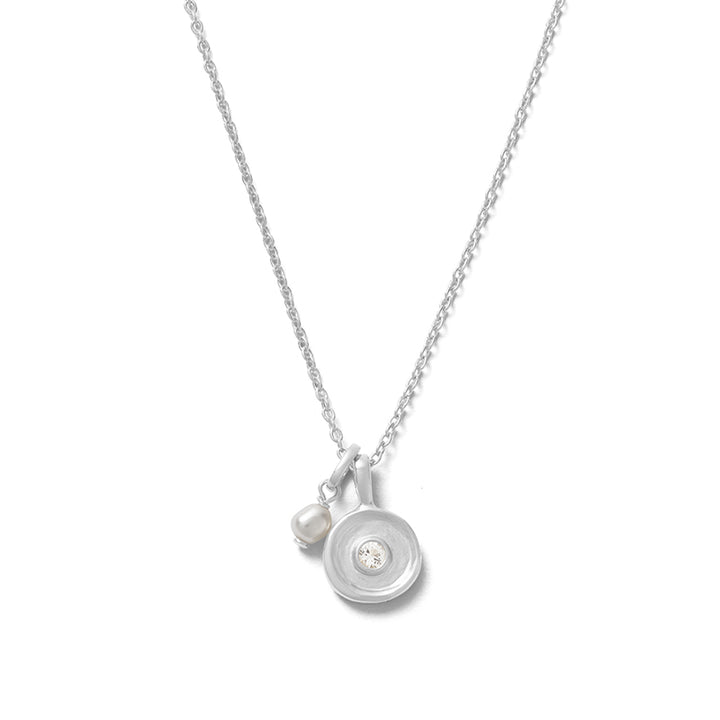 SOLSTICE PEARL NECKLACE